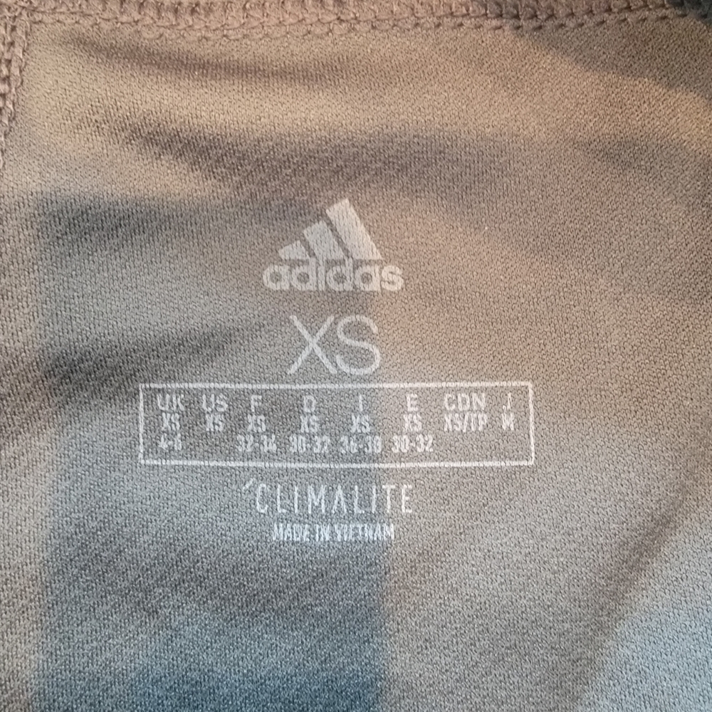 Adidas shorts - Picture 3 of 3